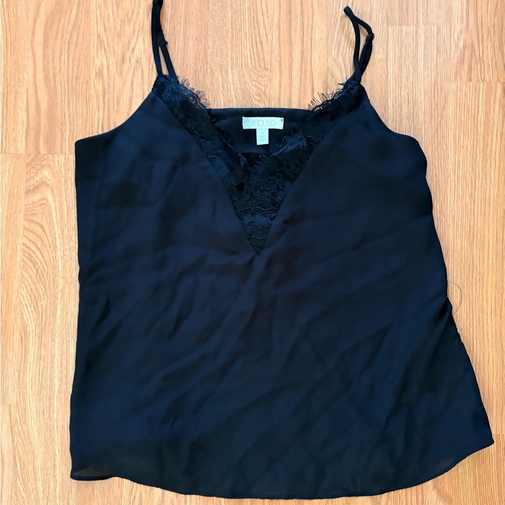 Flowy tank